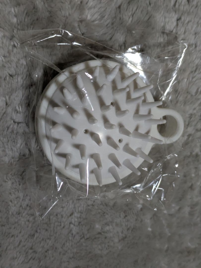 ニューモzスカルプマッサージブラシ ホワイト 本体４本おまけ 2026年最新】ニューモ ニューzの人気アイテム - メルカリ