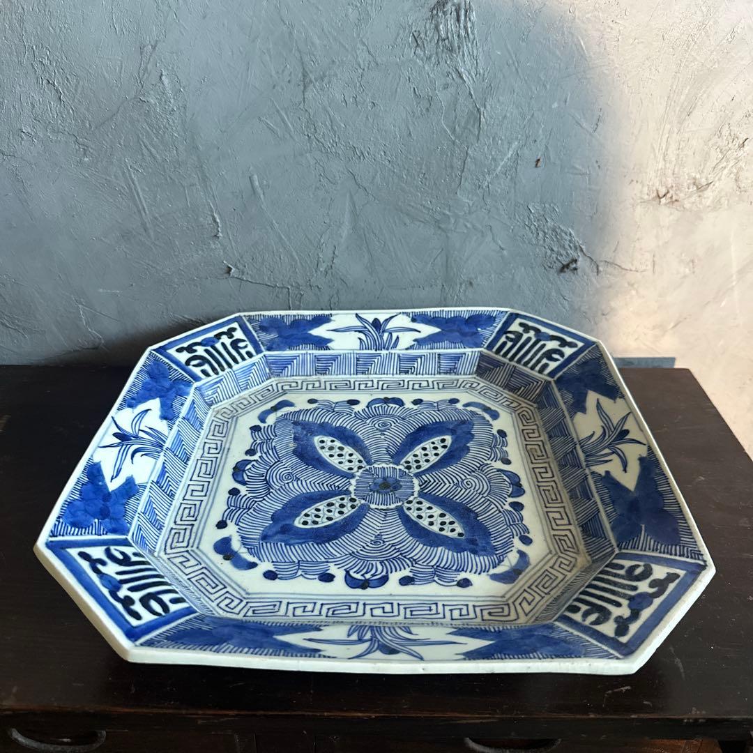 ヴィンテージ素敵すぎる青と白の八角形陶器皿 ヴィンテージ素敵すぎる青と白の八角形陶器皿